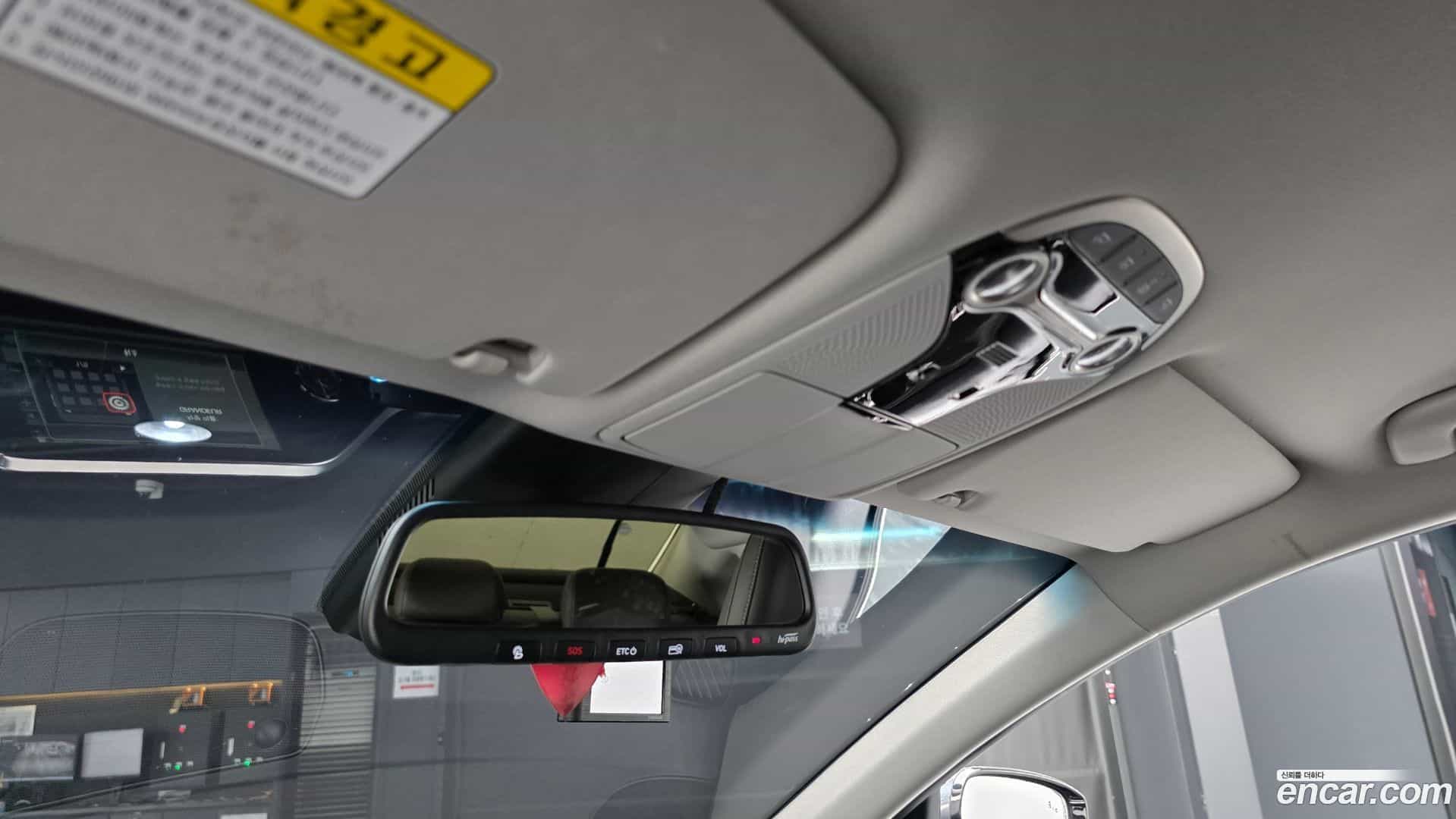 Grandeur Hyundai 2019.6-OPTION-043