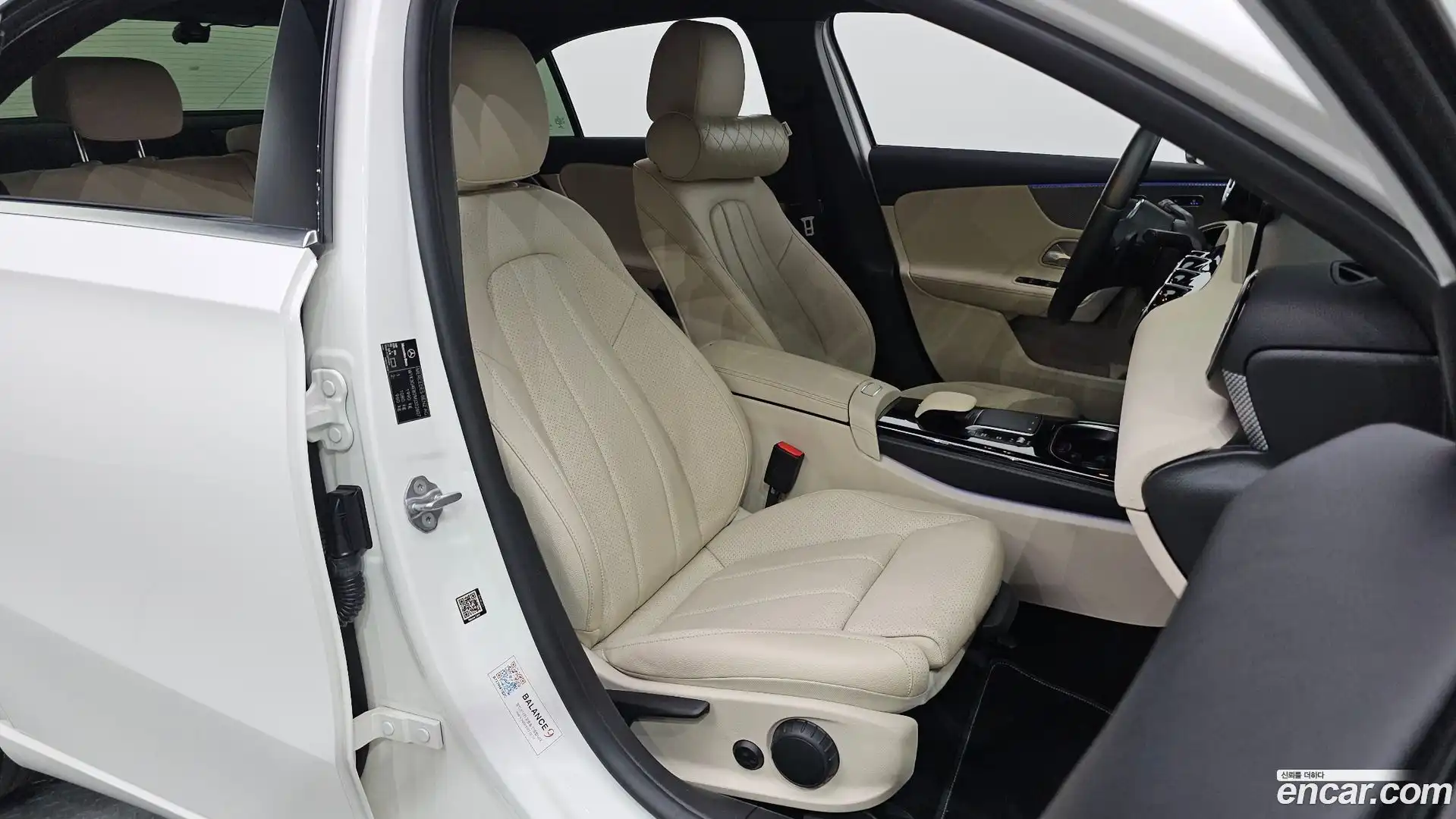 A-Class Mercedes-Benz 2021.8-OPTION-016
