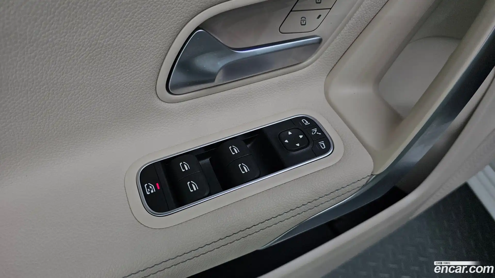 A-Class Mercedes-Benz 2021.8-OPTION-021