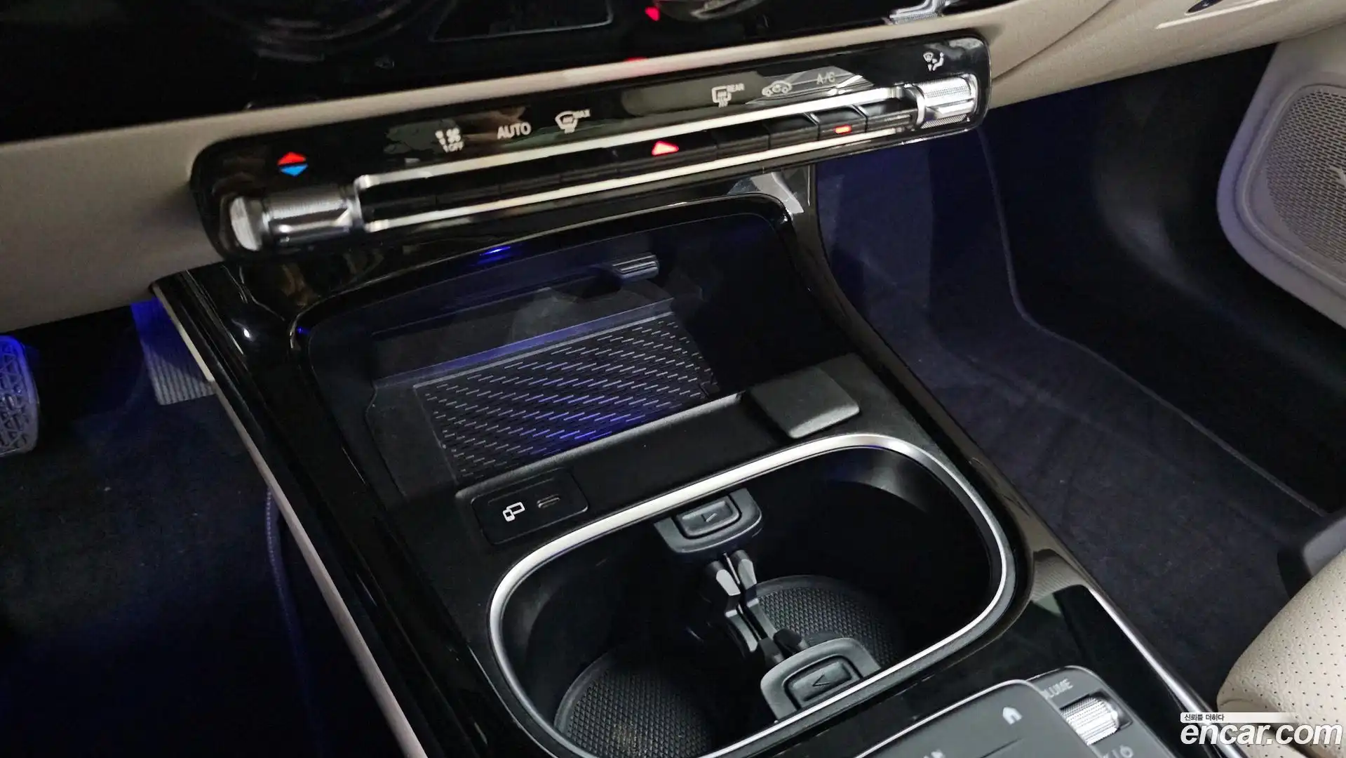 A-Class Mercedes-Benz 2021.8-OPTION-043