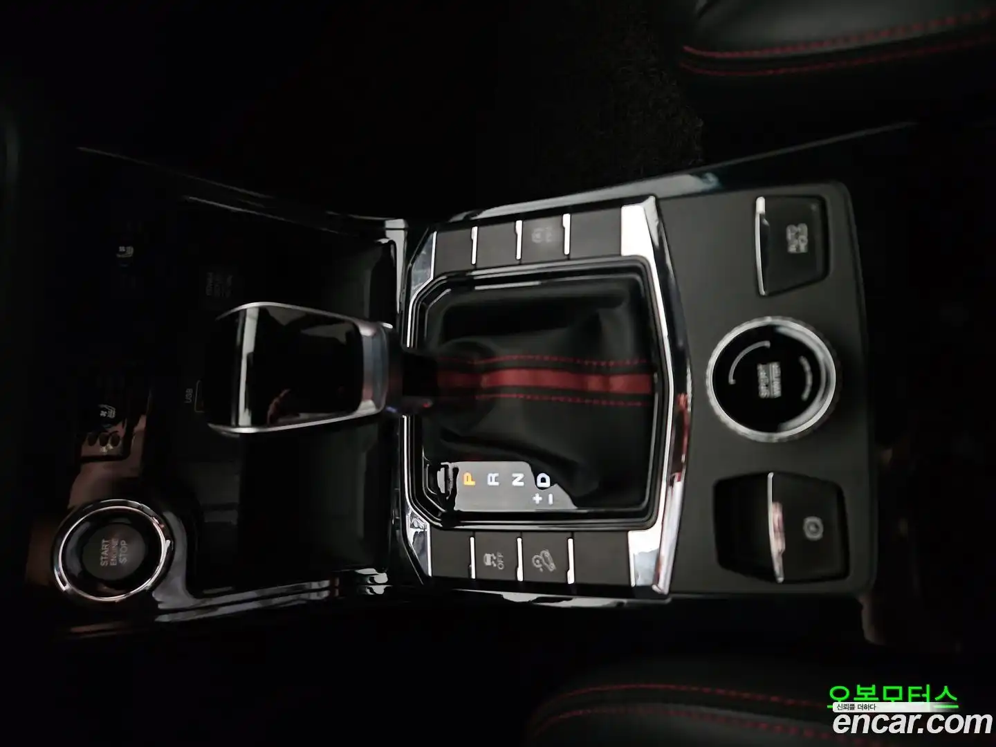 KORANDO KG Mobility 2022.4-INNER-010