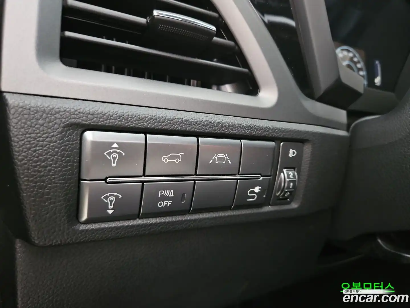 KORANDO KG Mobility 2022.4-OPTION-018