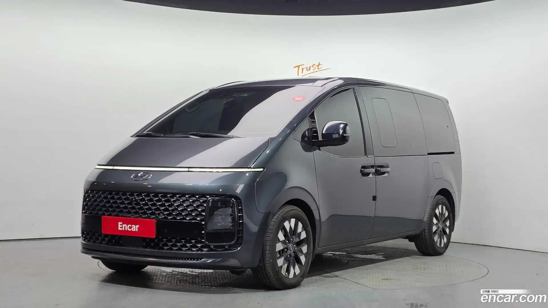Staria Hyundai 2021.5-OUTER-001