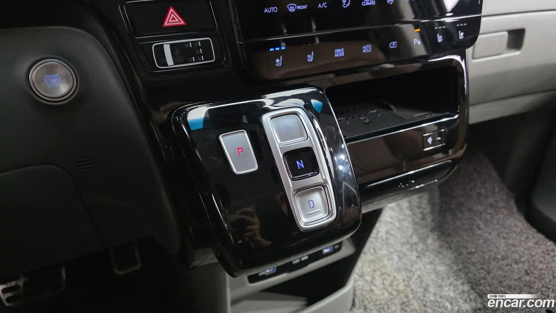 Staria Hyundai 2021.5-INNER-009