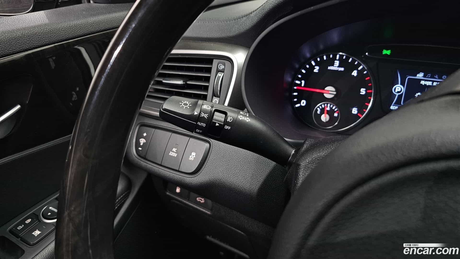 Sorento Kia 2016.5-OPTION-020