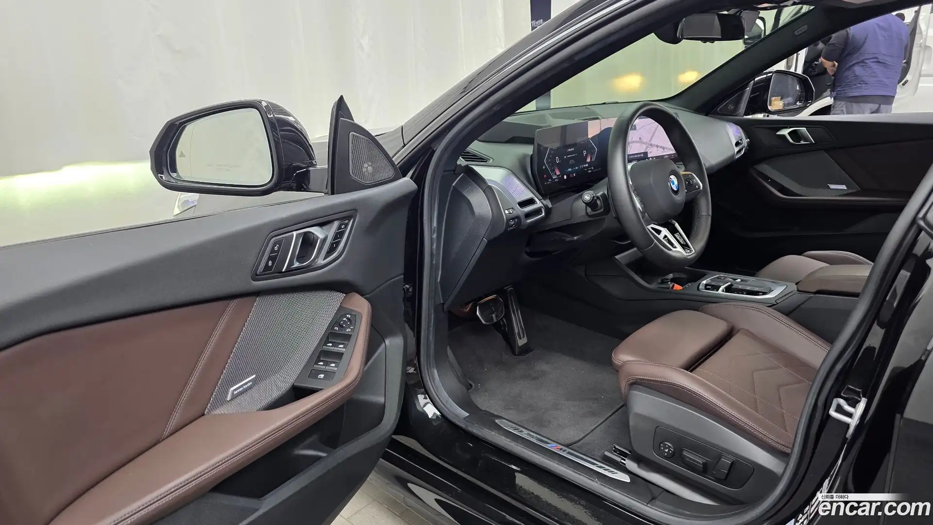 2-Series BMW 2025.5-INNER-010