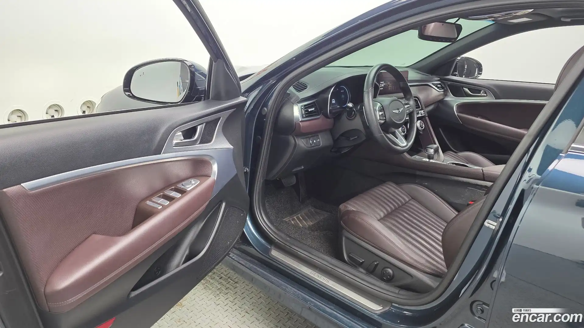 G70 Genesis 2020.11-INNER-010