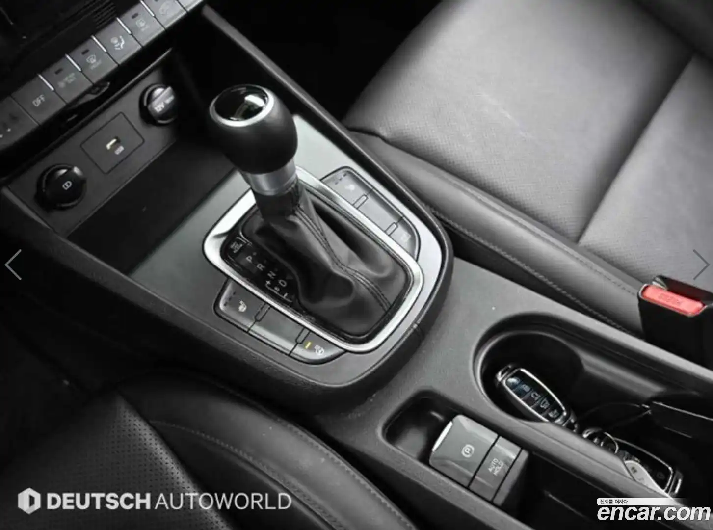 Kona Hyundai 2022.2-INNER-009