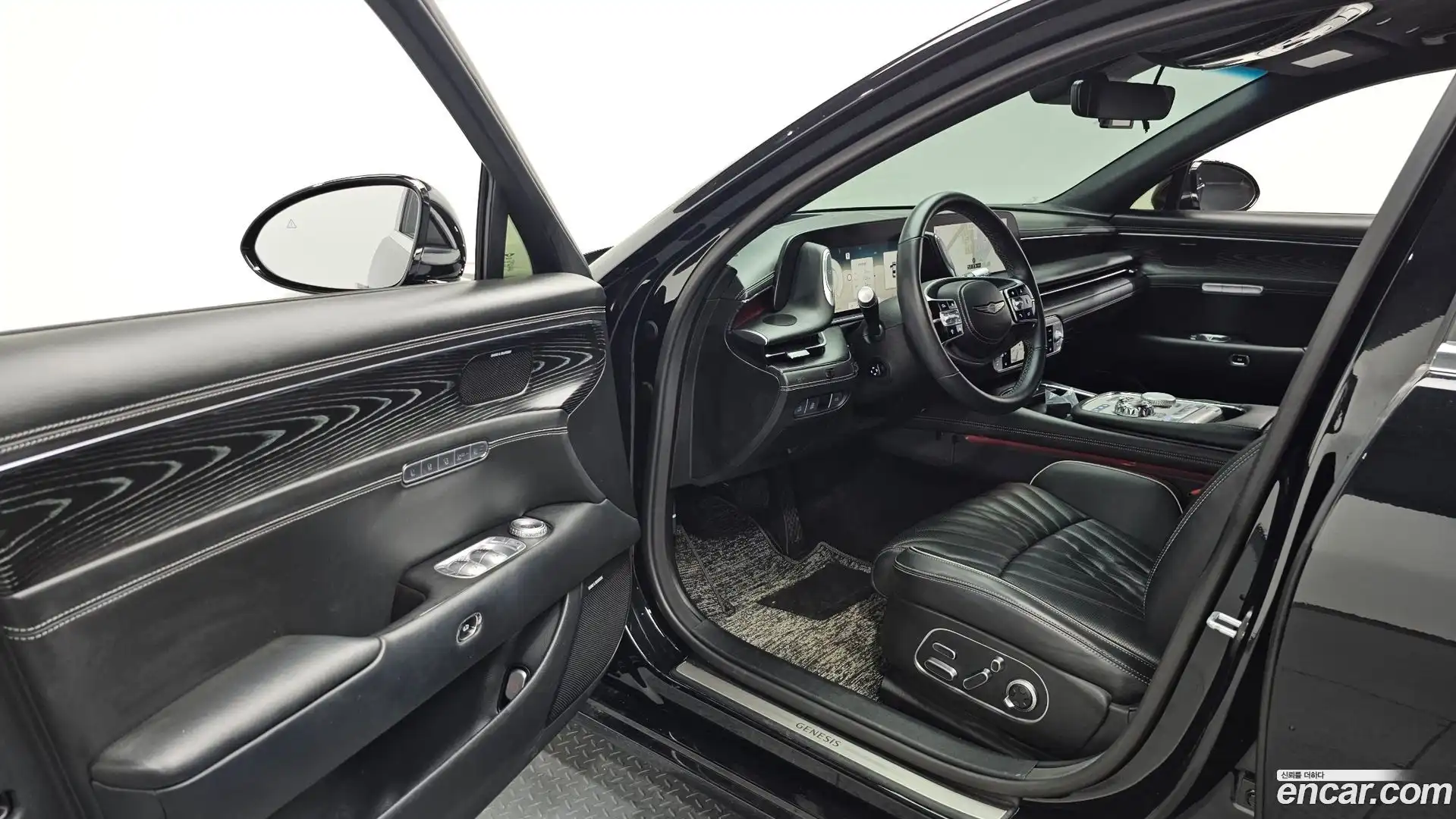G90 Genesis 2022.11-INNER-010
