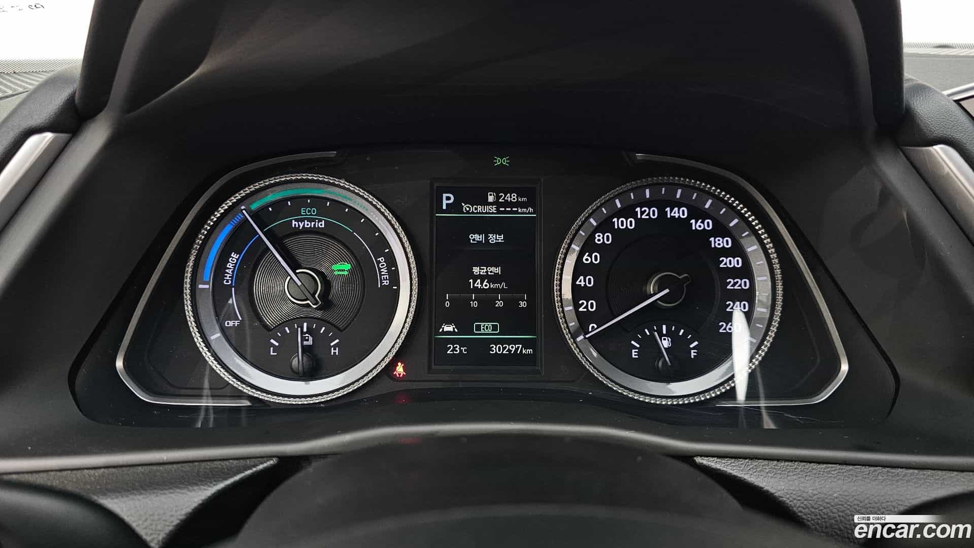 Sonata Hyundai 2022.2-INNER-008