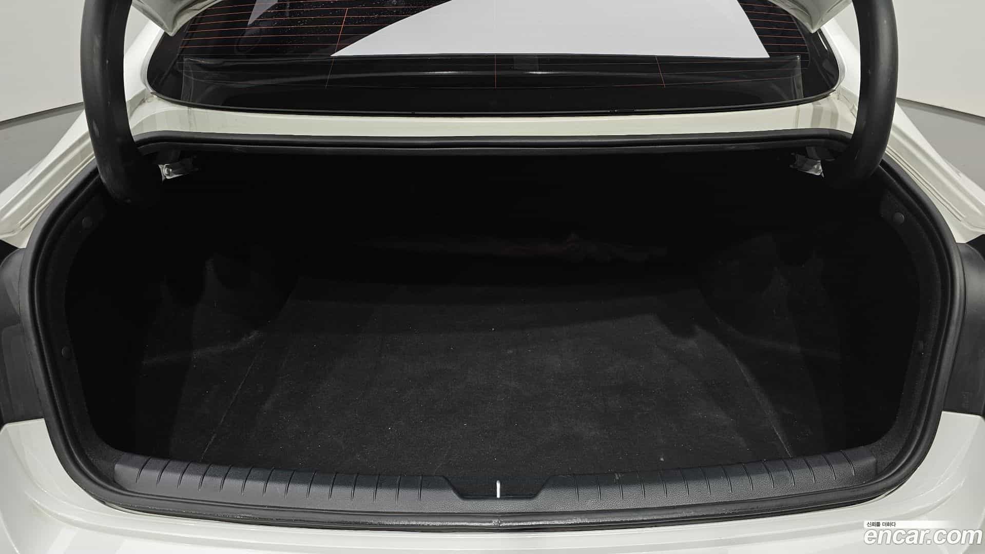 Sonata Hyundai 2022.2-OPTION-024