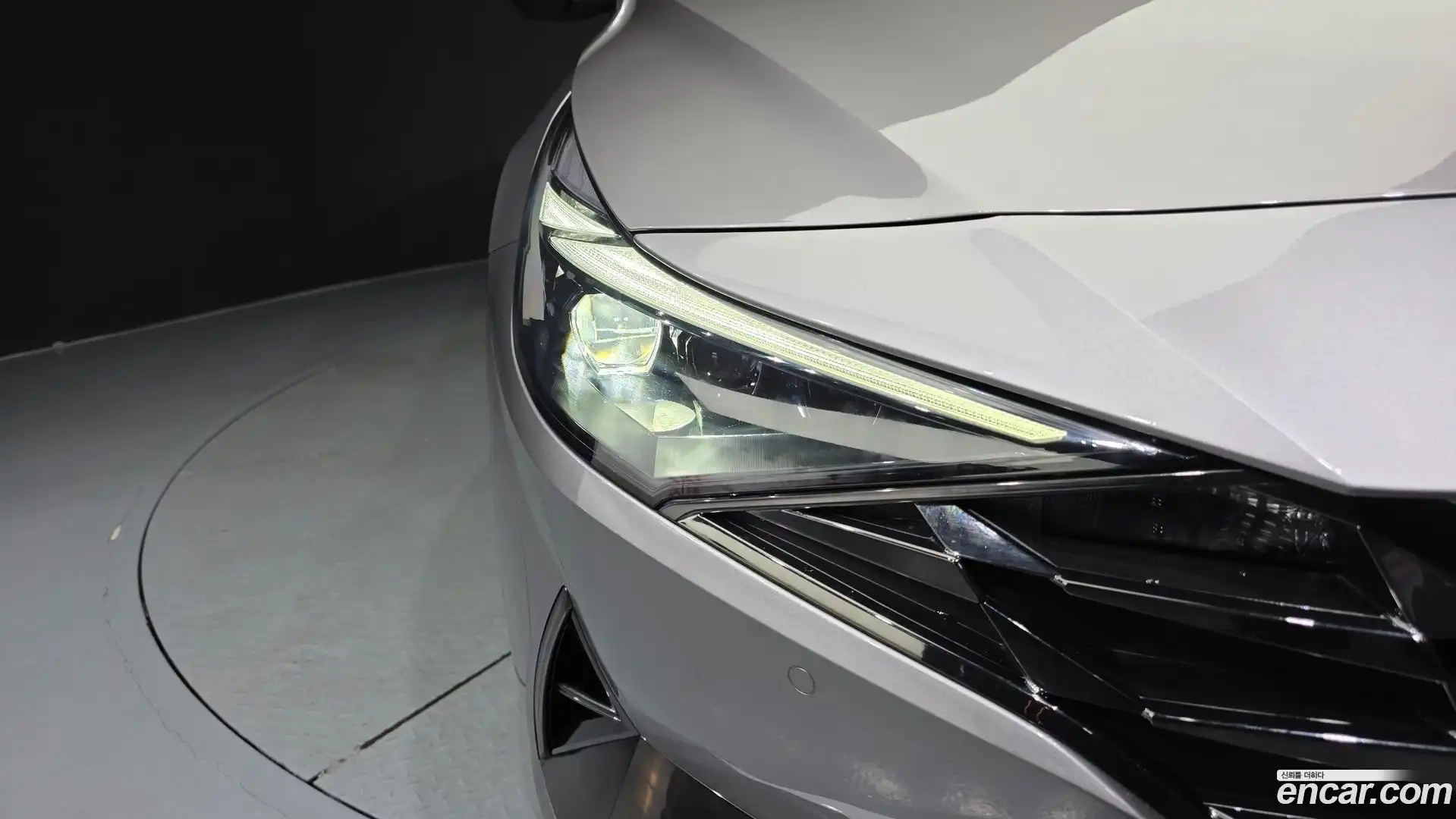 AVANTE Hyundai 2023.1-OUTER-032