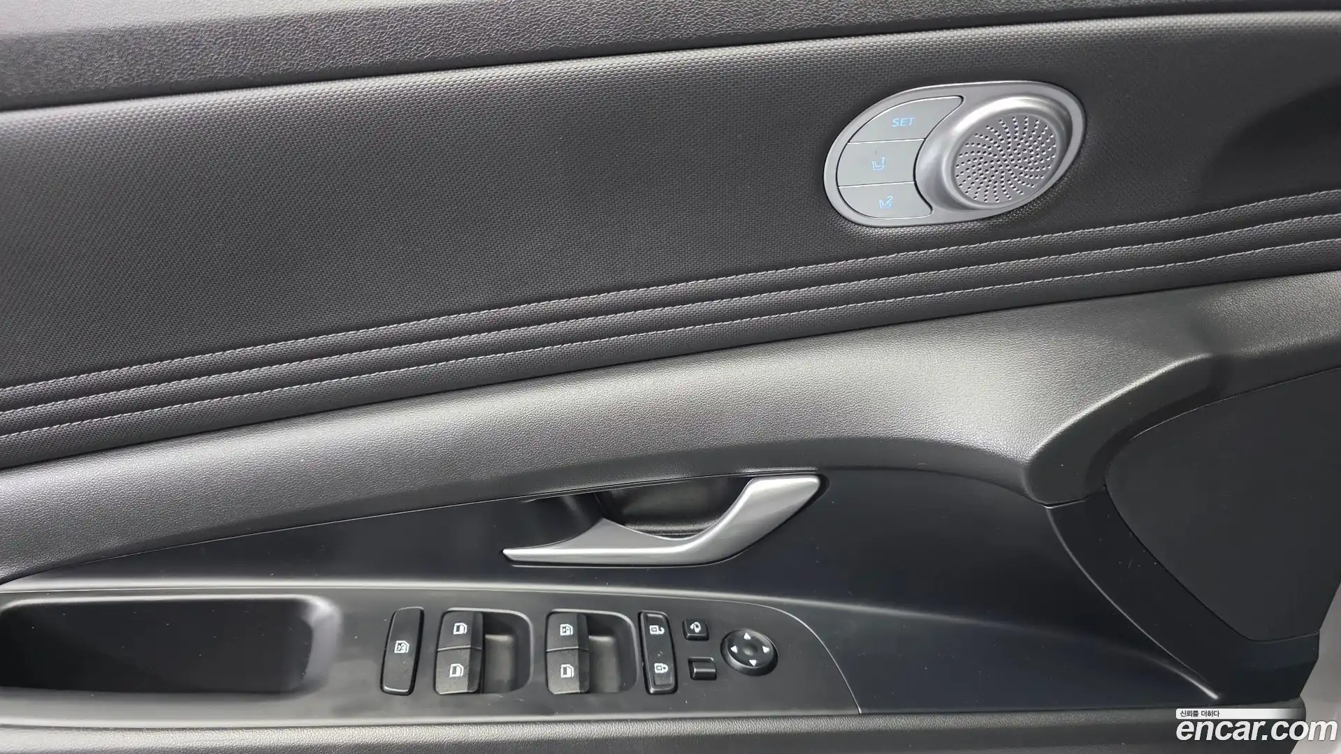 AVANTE Hyundai 2023.1-INNER-034