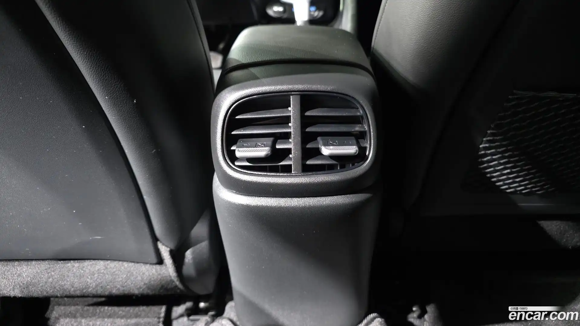 AVANTE Hyundai 2023.1-OPTION-042