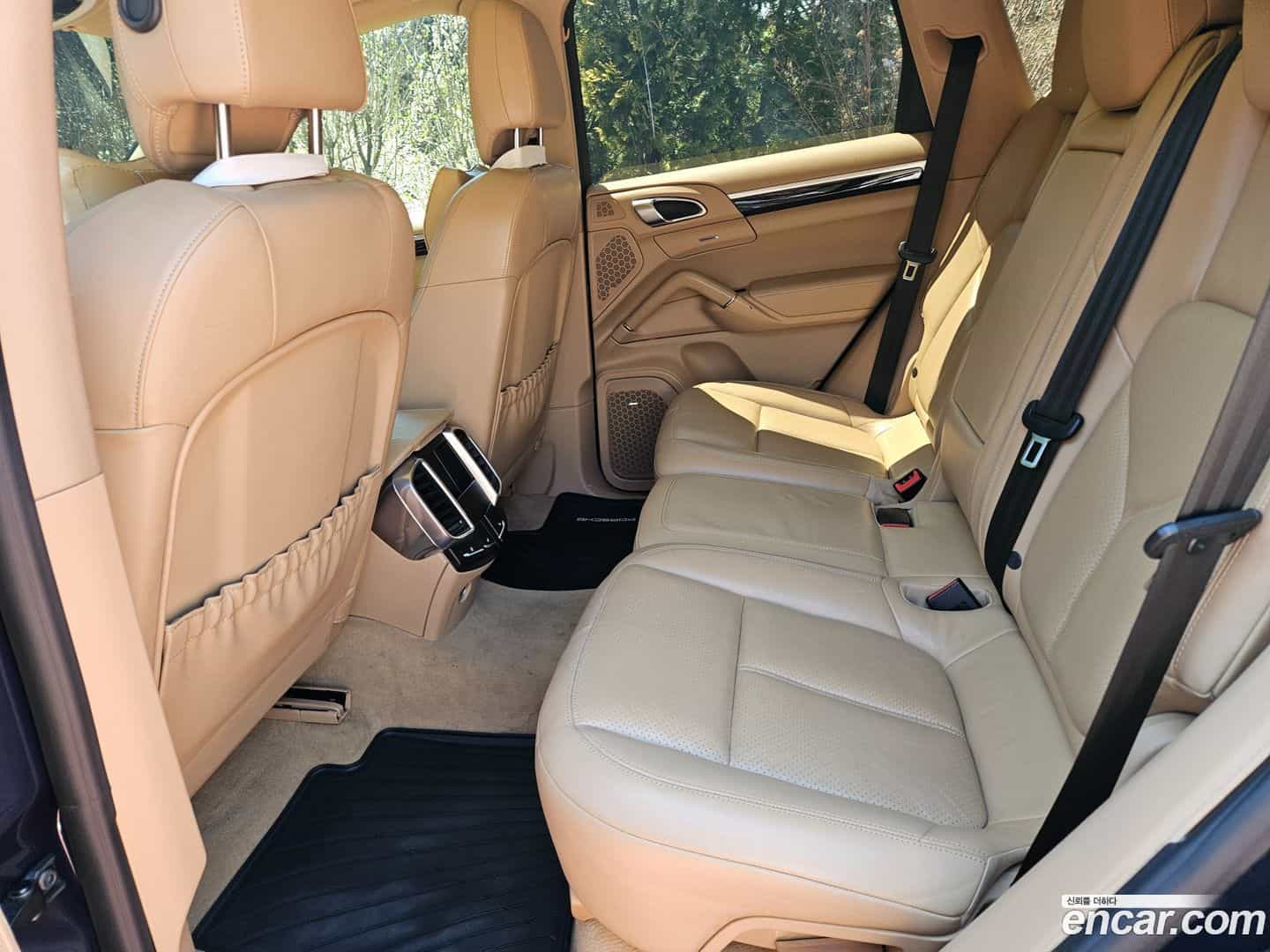 Cayenne Porsche 2013.1-OPTION-015