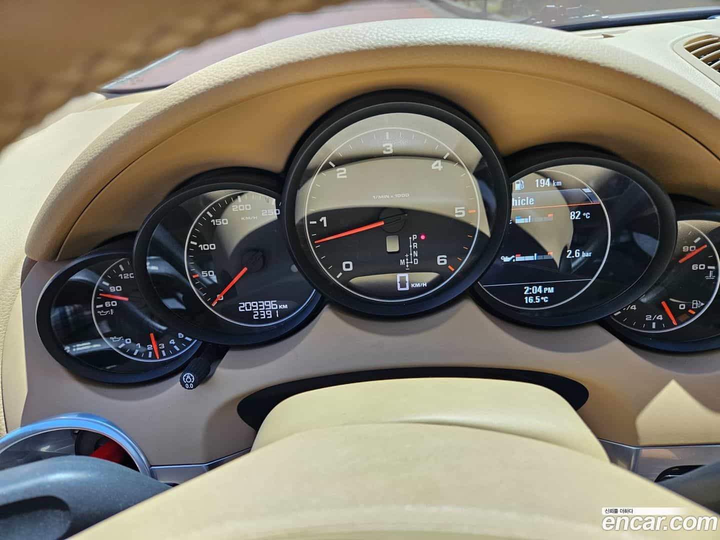 Cayenne Porsche 2013.1-OPTION-019