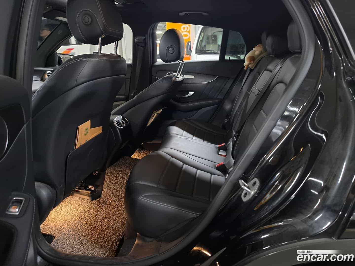 GLC-Class Mercedes-Benz 2021.4-OPTION-016