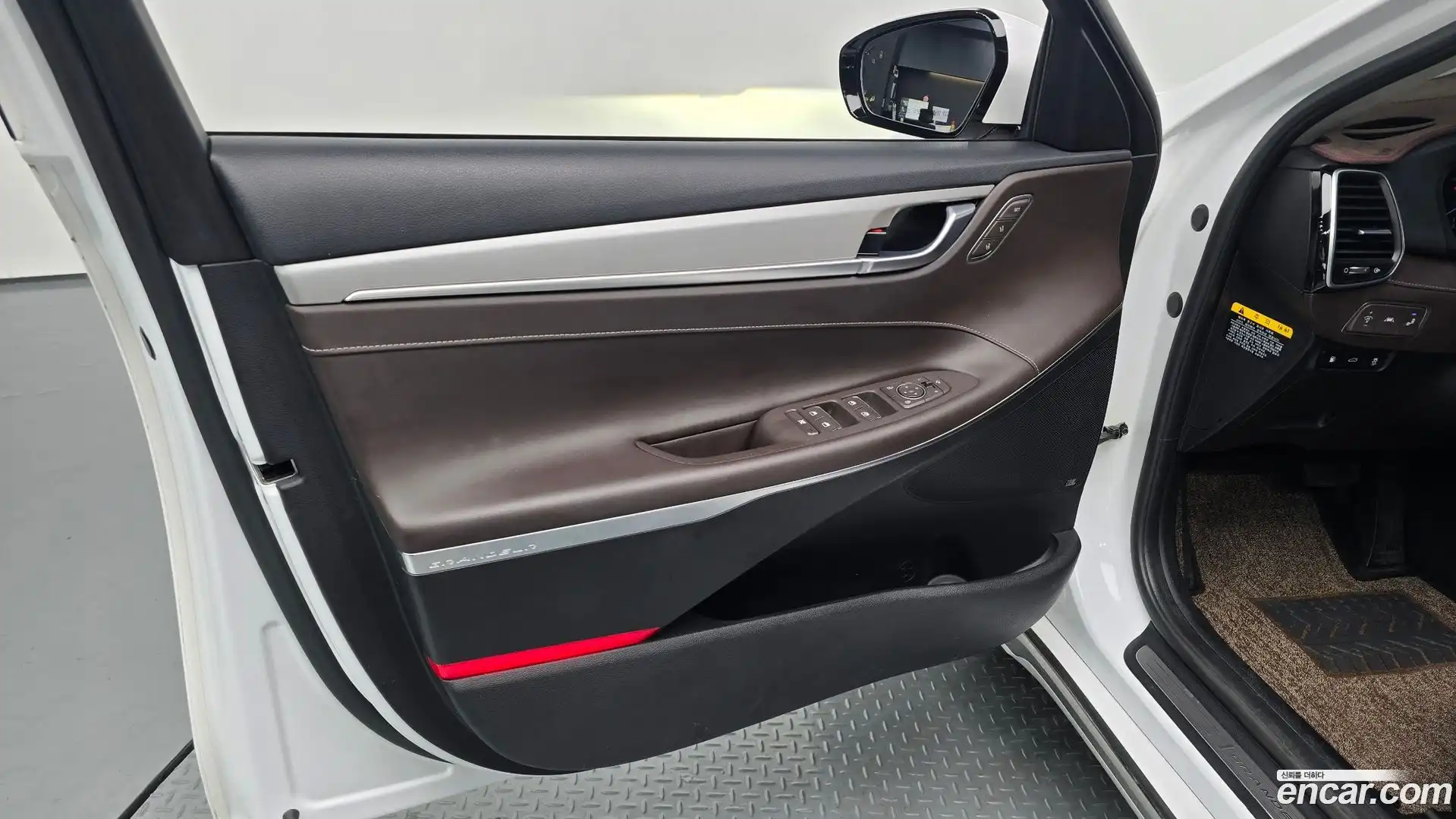Grandeur Hyundai 2018.8-INNER-034