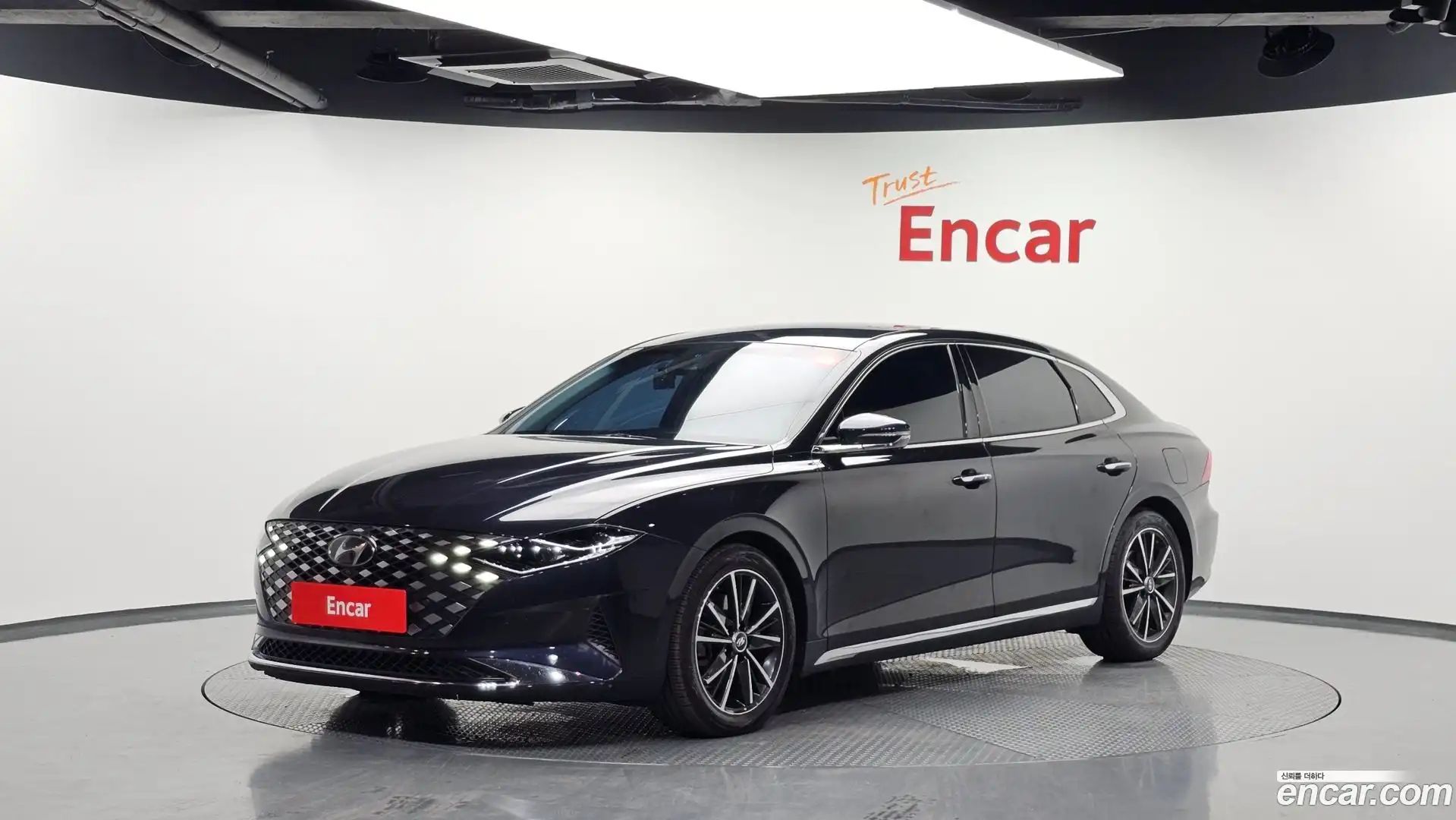 Grandeur Hyundai 2020.5-OUTER-001