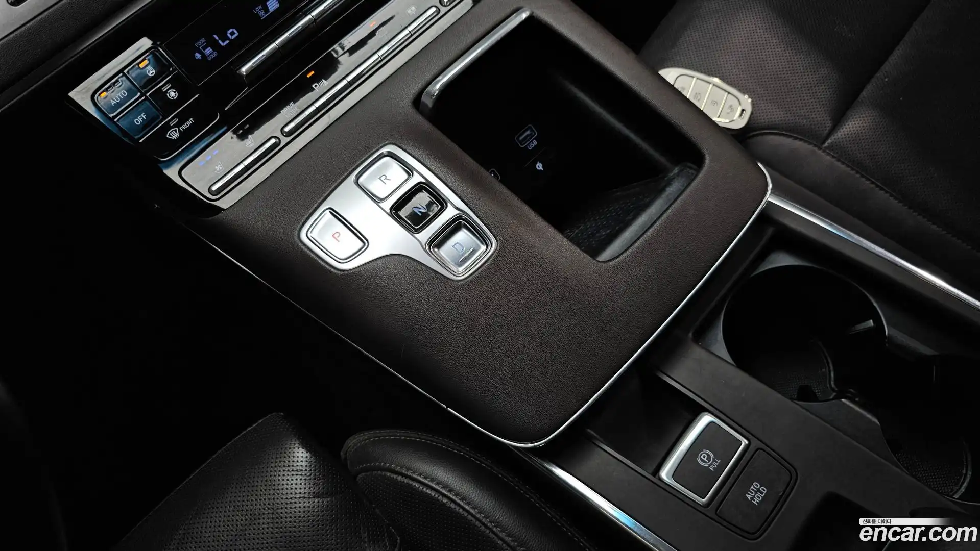 Grandeur Hyundai 2020.5-INNER-009