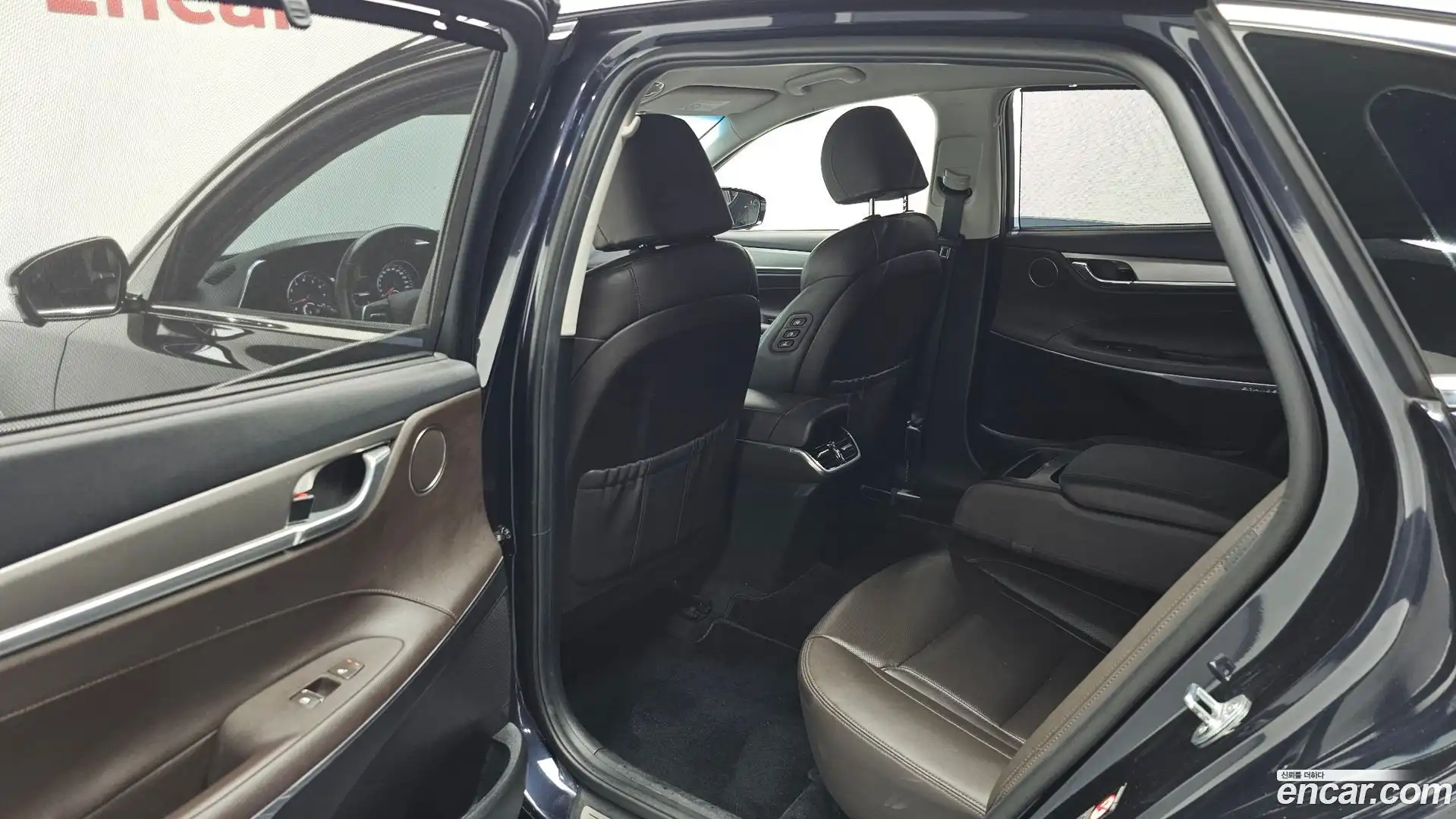 Grandeur Hyundai 2020.5-INNER-036
