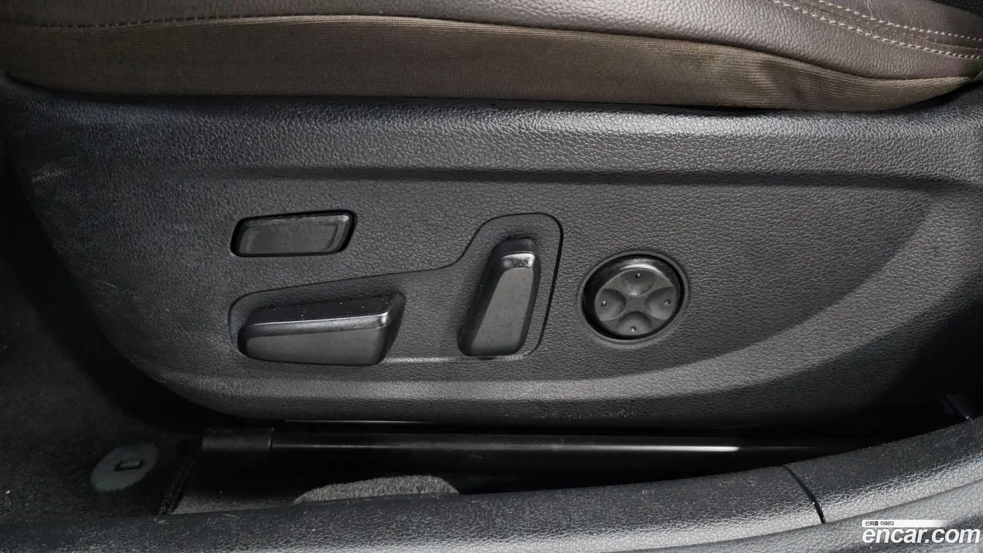 Grandeur Hyundai 2020.5-OPTION-042
