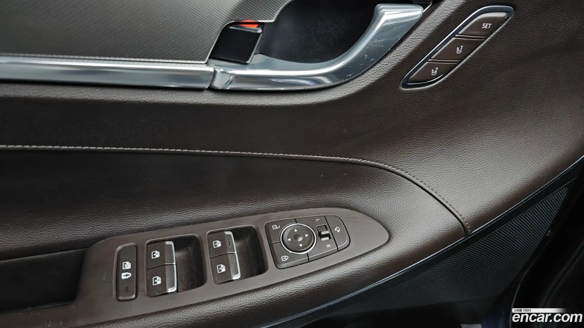 Grandeur Hyundai 2020.5-OPTION-045