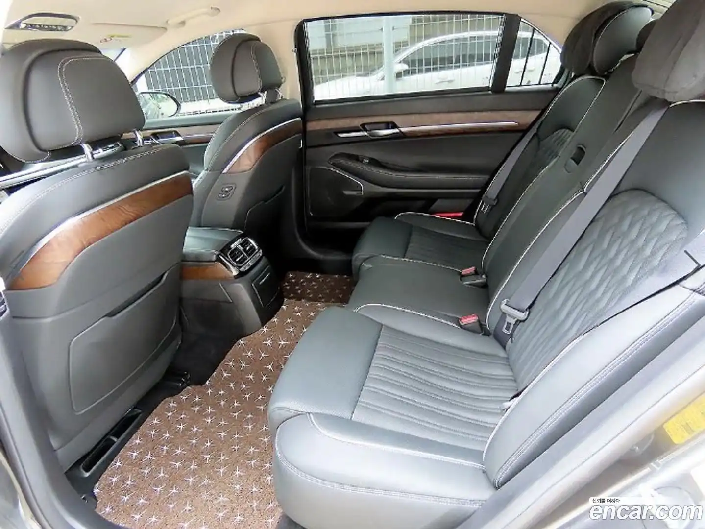G90 Genesis 2021.5-OUTER-006