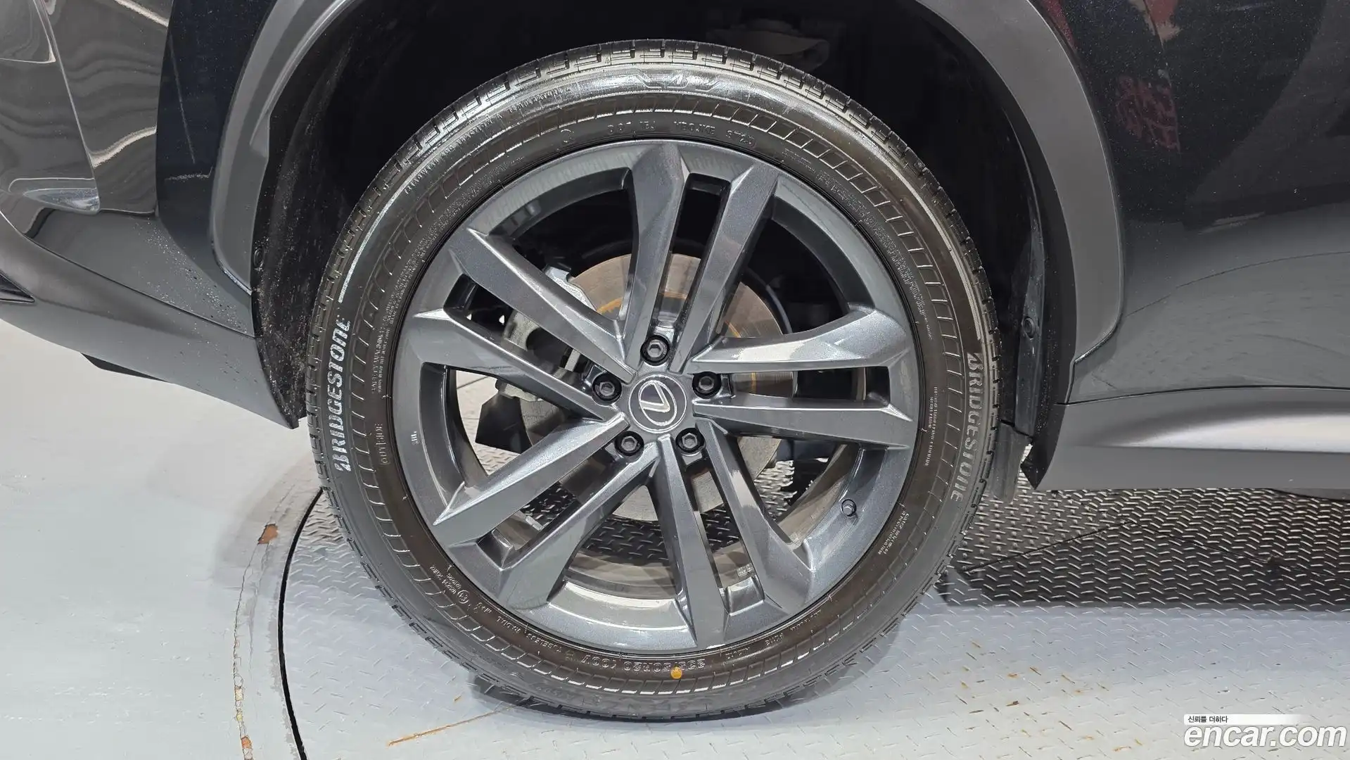 NX Lexus 2023.7-OUTER-031
