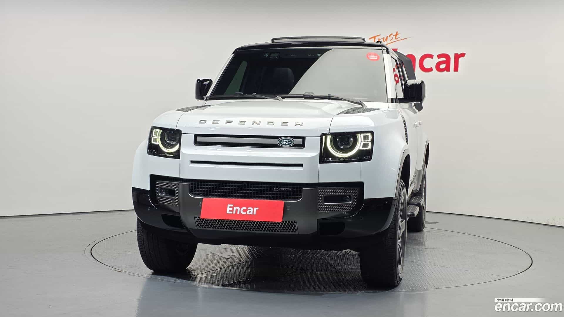 Defender Land Rover 2023.2-OUTER-003