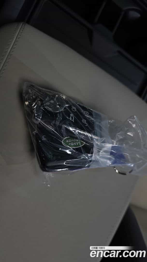 Defender Land Rover 2023.2-OPTION-046