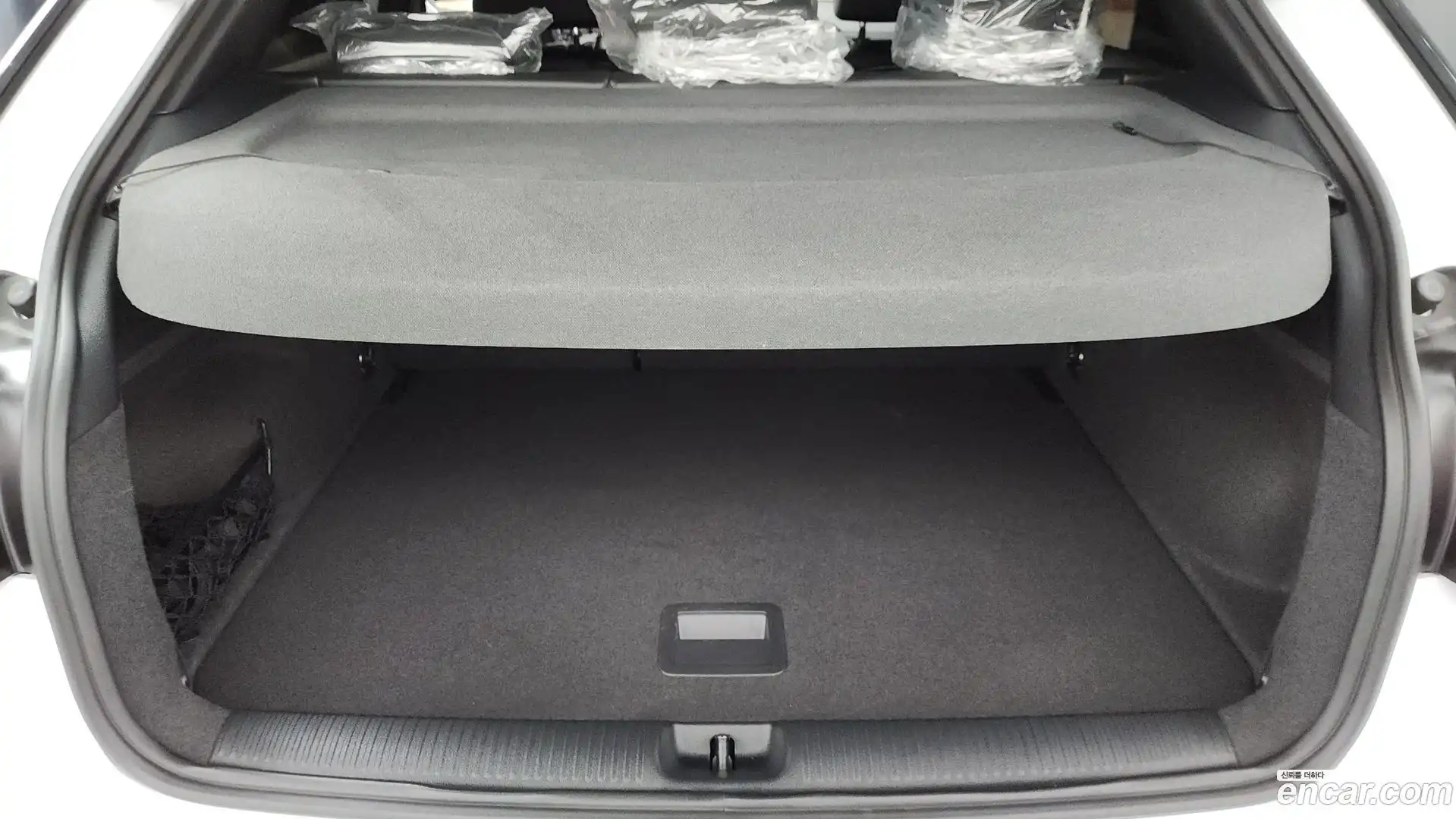 Q2 Audi 2023.11-OPTION-022