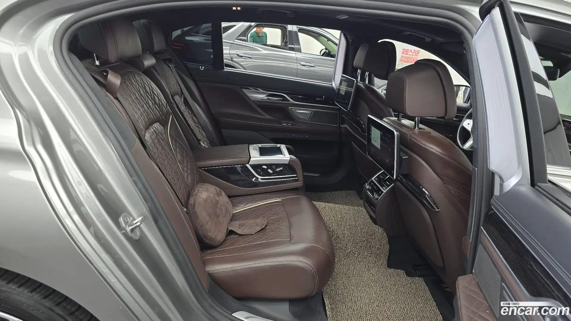 7-Series BMW 2021.10-OPTION-016