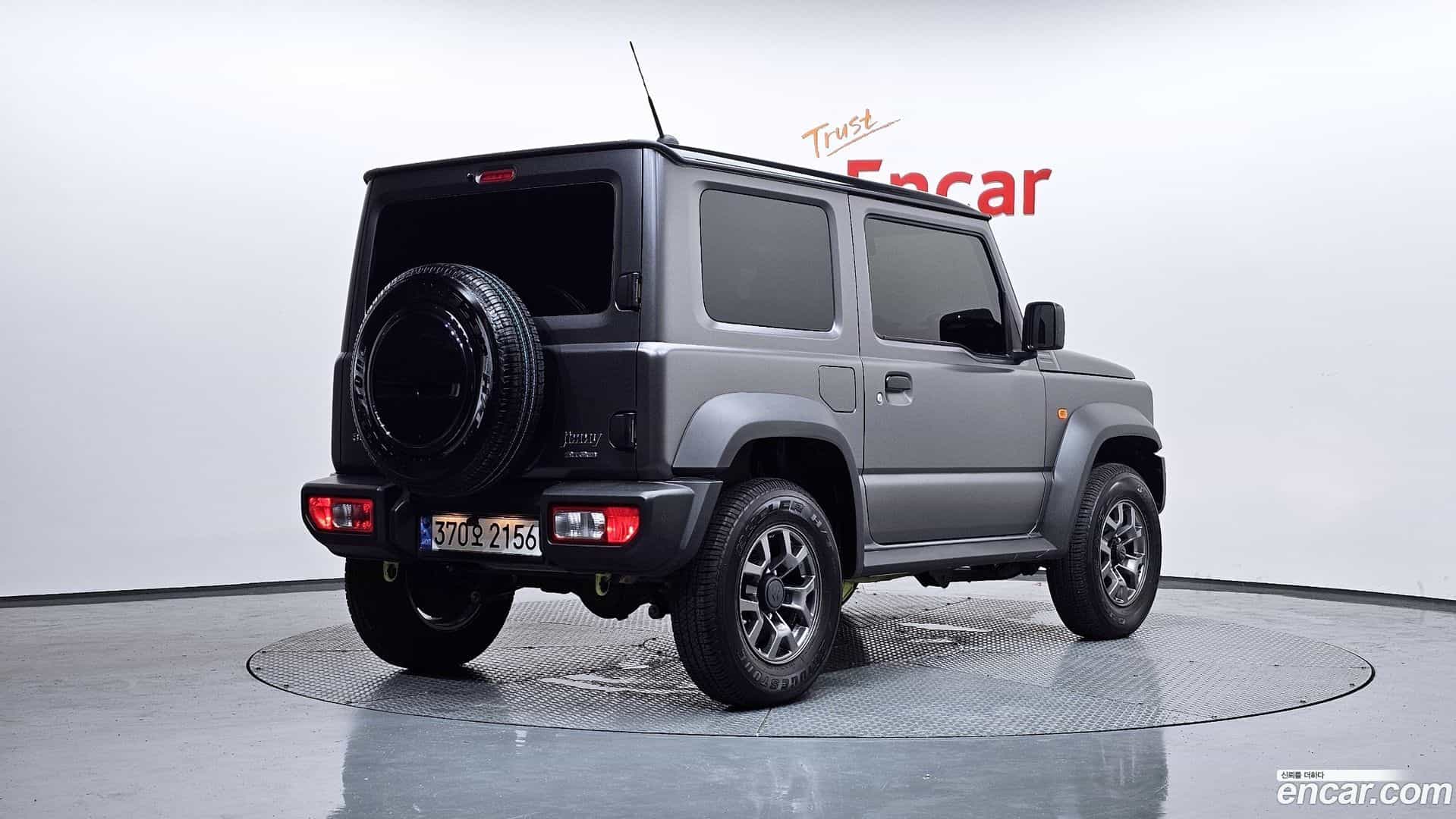 Jimny Suzuki 2021.2-OUTER-002