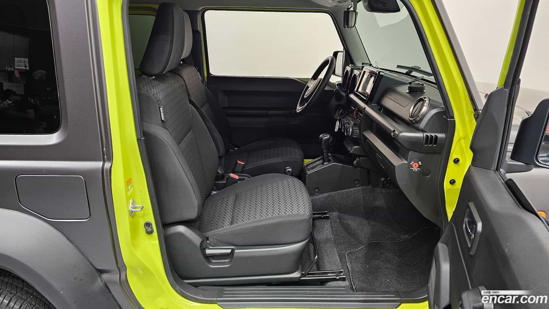 Jimny Suzuki 2021.2-INNER-036