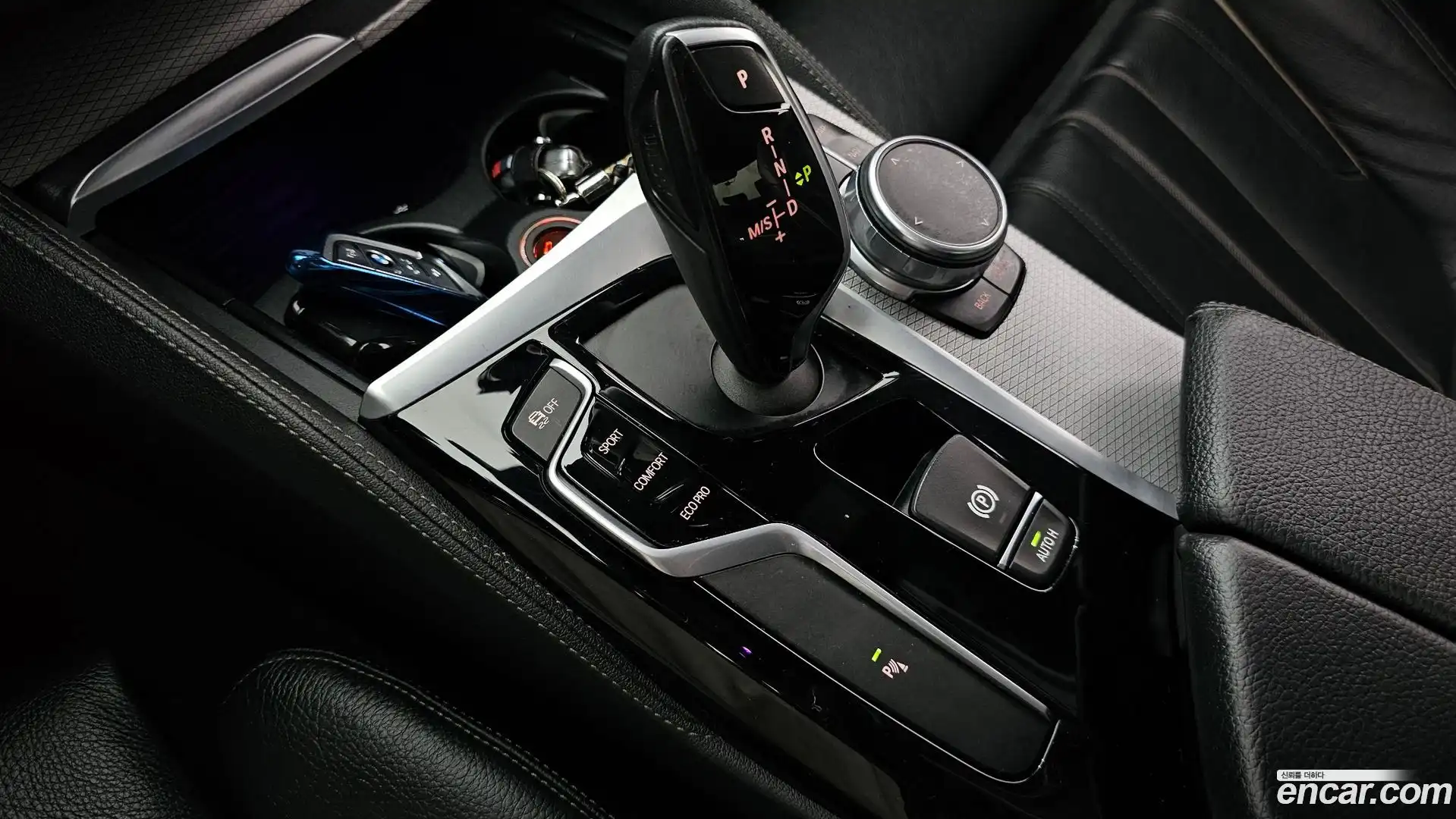 5-Series BMW 2017.3-INNER-009