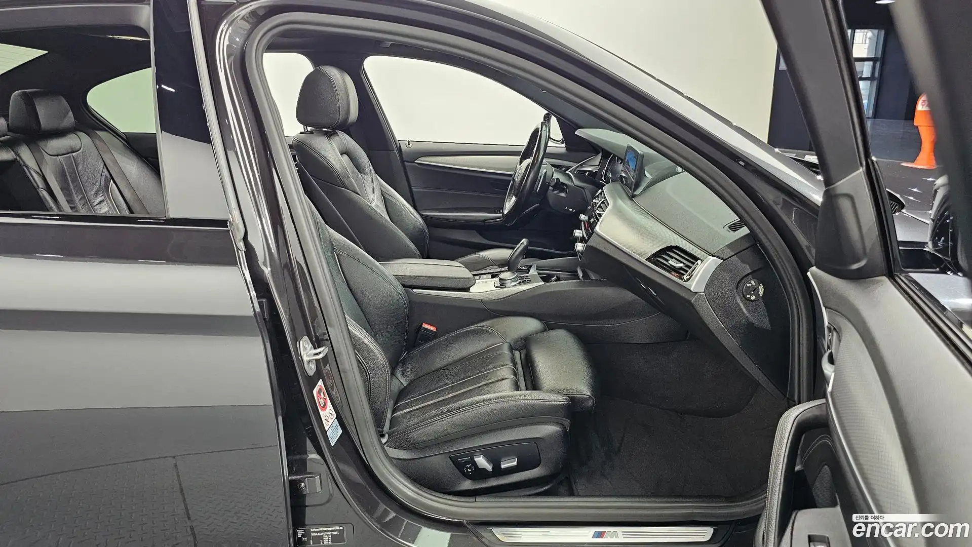 5-Series BMW 2017.3-OPTION-015