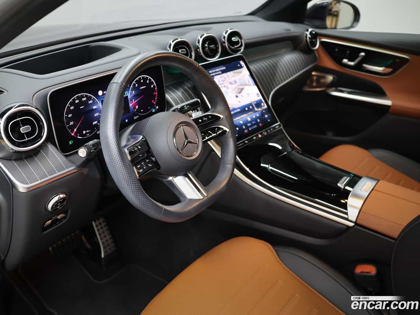 GLC-Class Mercedes-Benz 2024.7-INNER-008