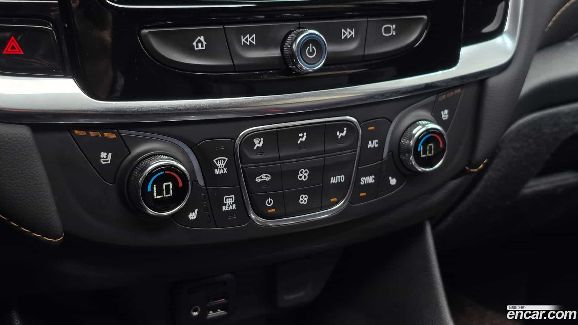 Traverse Chevrolet 2021.3-OPTION-021