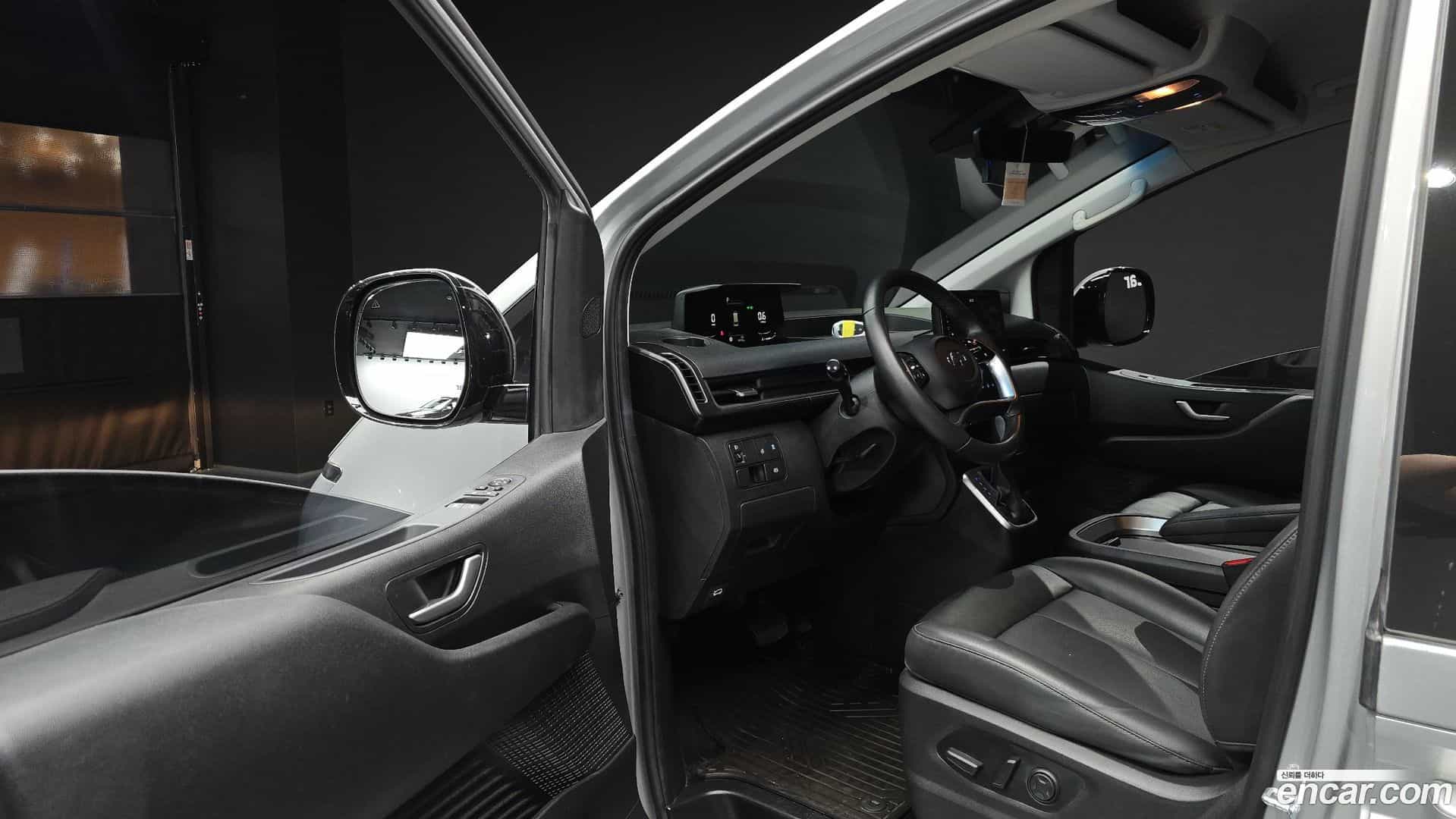 Staria Hyundai 2021.9-INNER-010