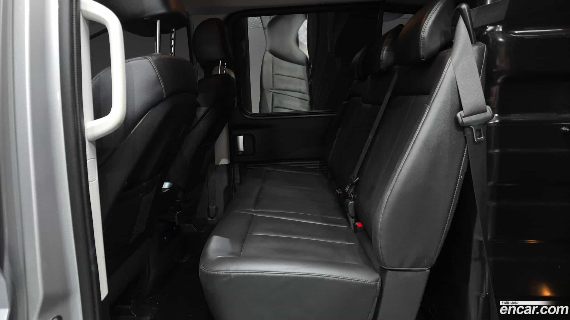 Staria Hyundai 2021.9-OPTION-015