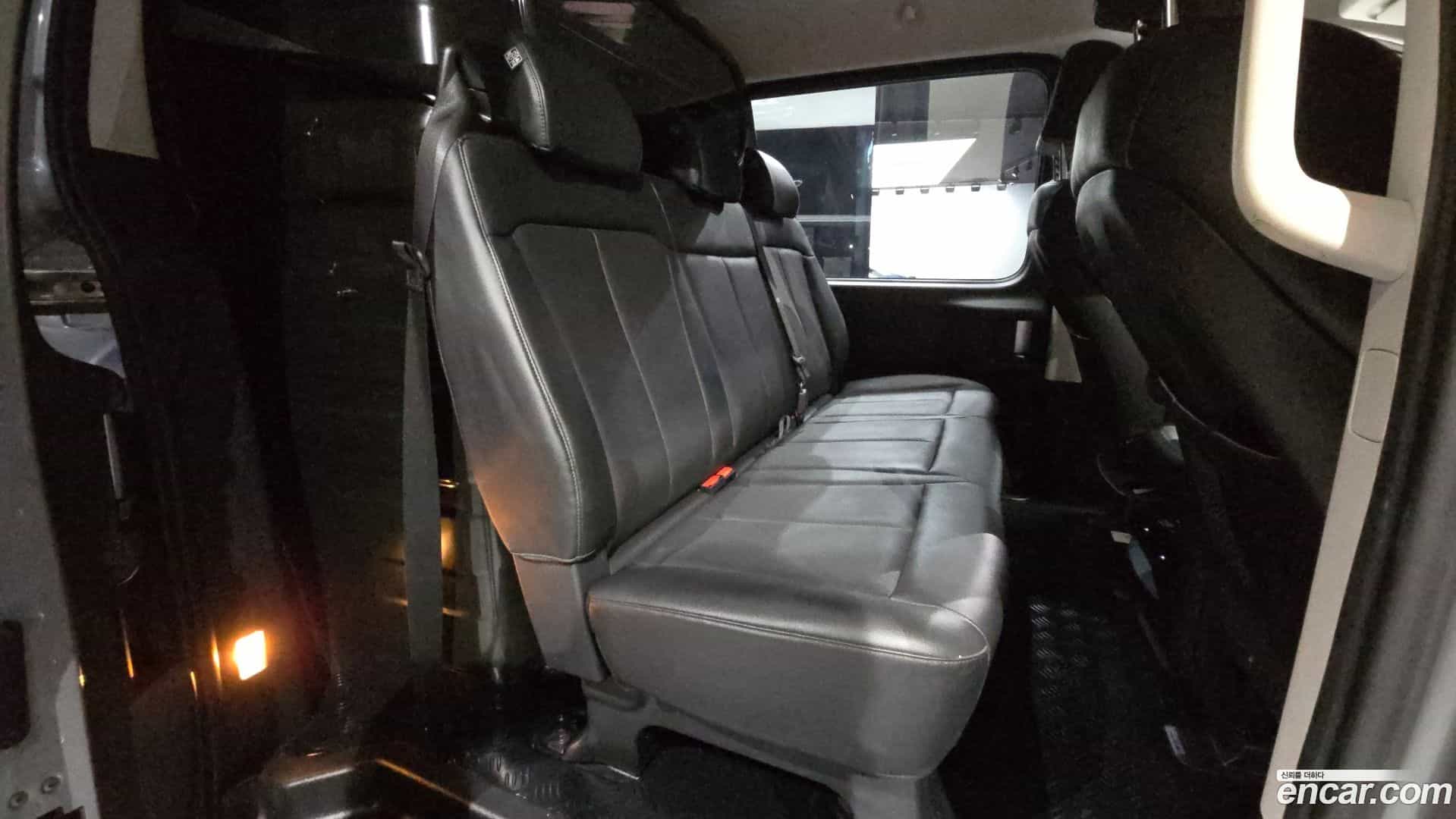 Staria Hyundai 2021.9-OPTION-016