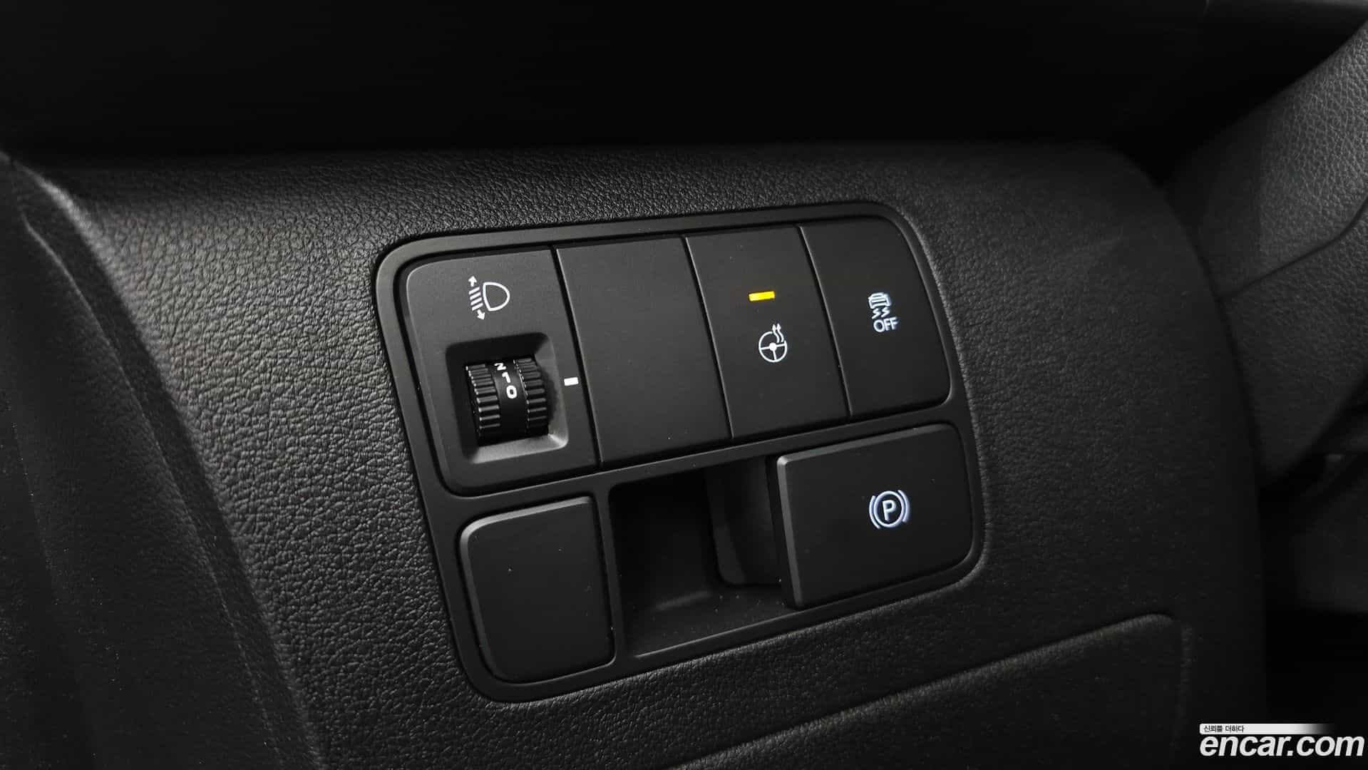 Staria Hyundai 2021.9-OPTION-040