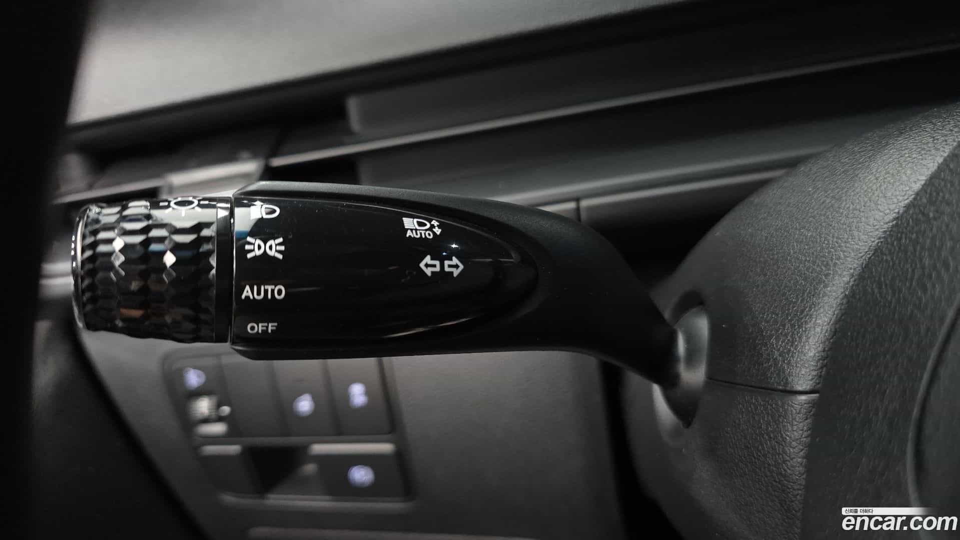 Staria Hyundai 2021.9-OPTION-042