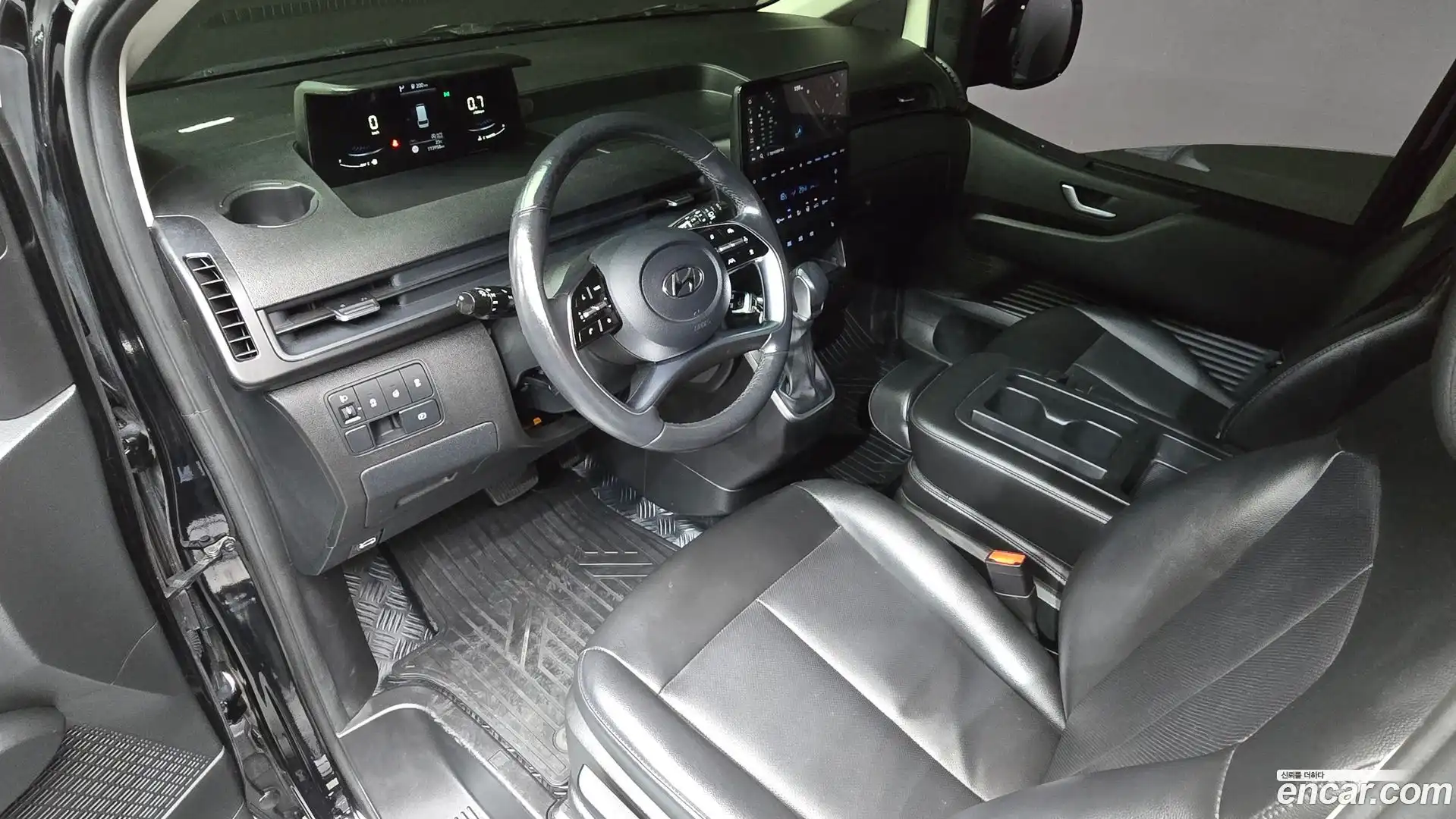 Staria Hyundai 2023.0-INNER-007