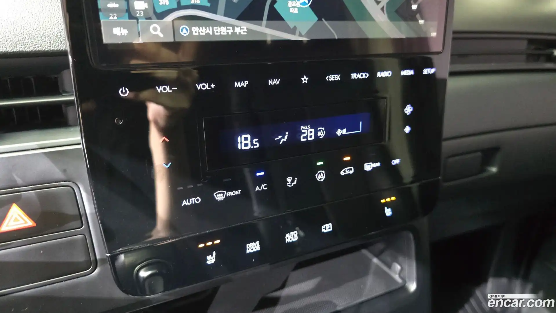 Staria Hyundai 2023.0-OPTION-022