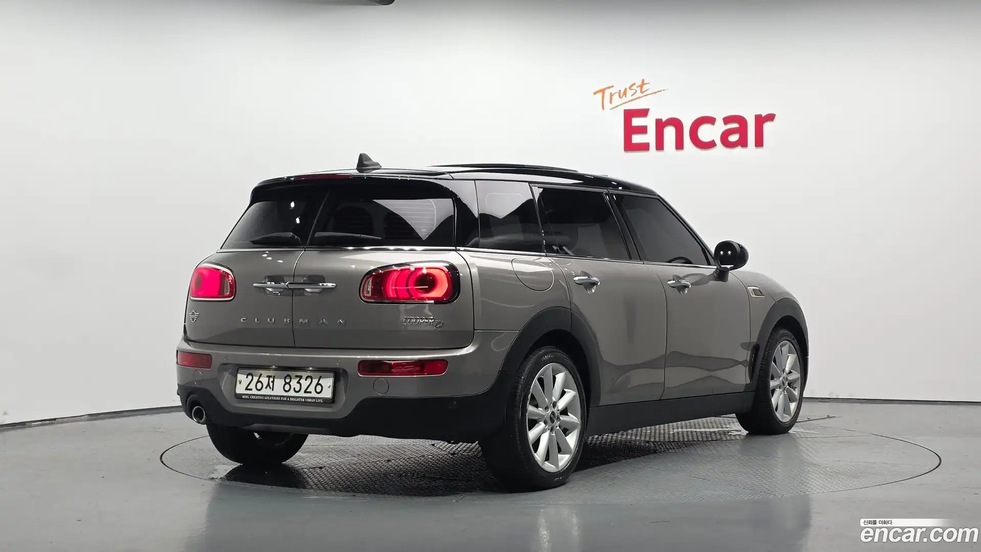 Clubman Mini 2019.6-OUTER-002