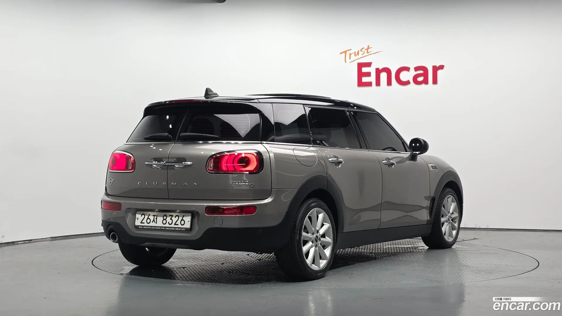 Main__Slider__Photo:Clubman Mini 2019.6-1
