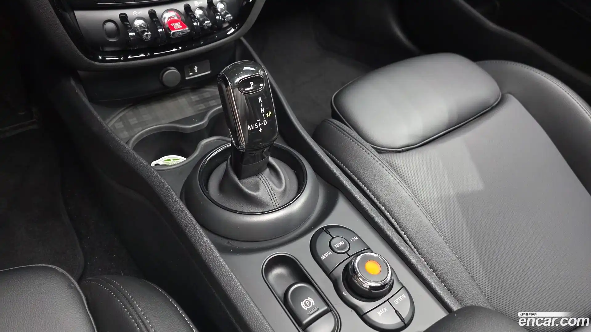 Clubman Mini 2019.6-INNER-009