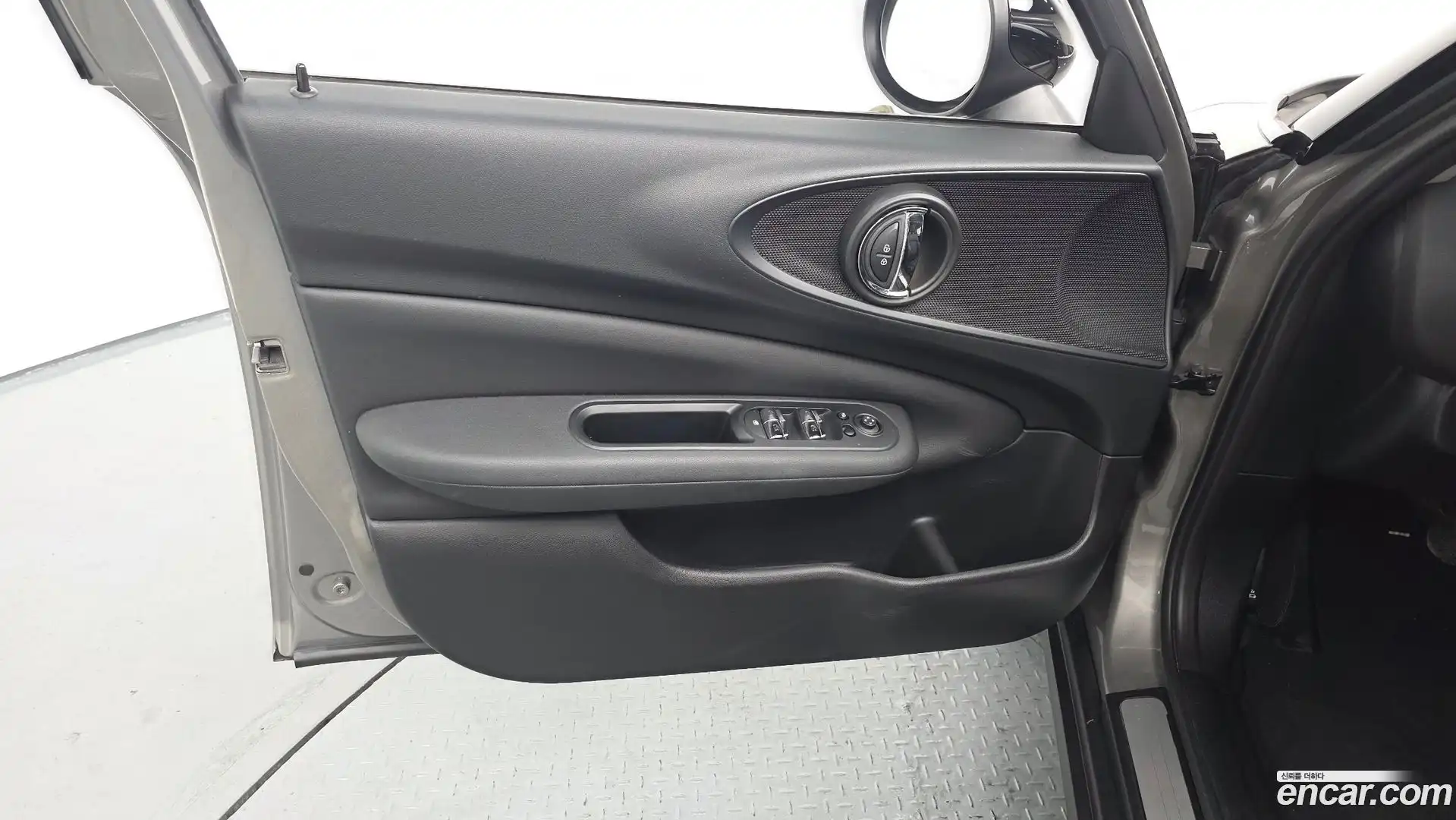 Clubman Mini 2019.6-INNER-034